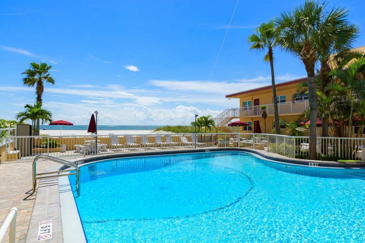 #212 Surf Song Resort St. Pete Beach Exterior photo